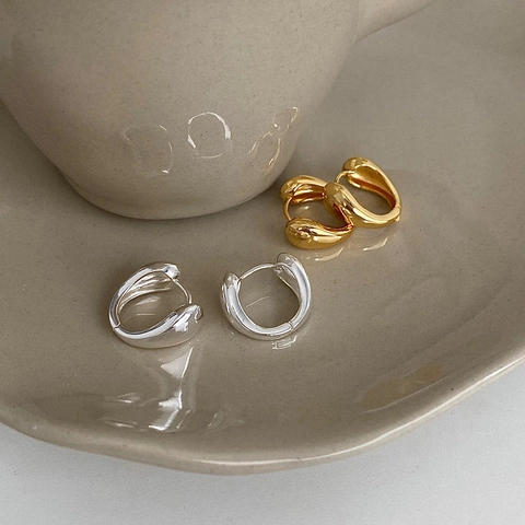 Orecchini A Cerchio Huggie A Goccia D'acqua Minimalisti Francesi Rame Lucidato Liscio Irregolare Ovale Gioielli Per Orecchie Da Donna