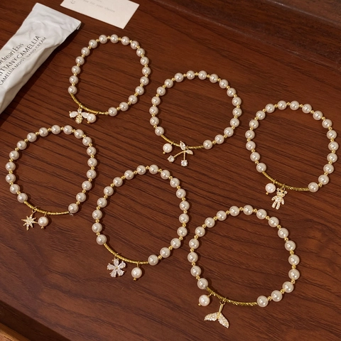 French Style Artificial Pearl Bracelet Gold Plated Alloy Zirconia Charm Bracelet For Women Elegant Bee Cherry Flower Bear Star Fish Tail Jewelry Gift
