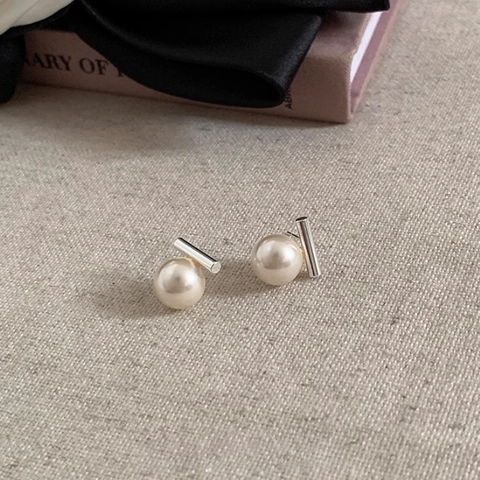 Minimalist Artificial Pearl Stud Earrings With Copper Earring Post Geometric Bar Design Elegant Accessory For Women