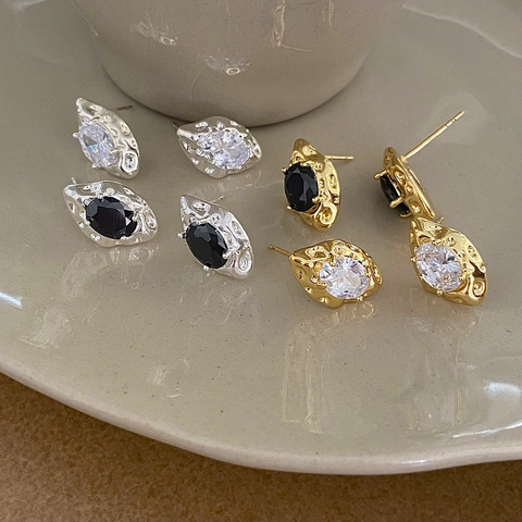 Vintage Irregular Hammered Brass Ear Studs With Oval Zircon Geometric Lava Style Gold Silver Plated Earrings For Women