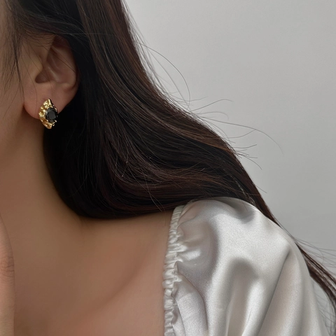 Vintage Irregular Hammered Brass Ear Studs With Oval Zircon Geometric Lava Style Gold Silver Plated Earrings For Women
