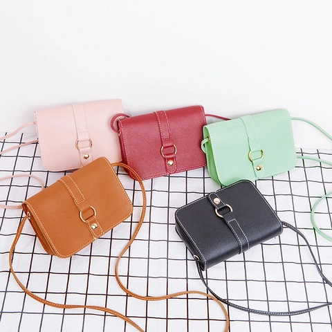 Damen Minimalistische PU Leder Kleine Quadratische Schultertasche Mit Metallring Dekor Umhängetasche Handytasche Alltag