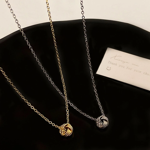 Minimalistische Knoten Anhänger Halskette Für Damen Kupfer Vergoldet Hohl Gewebter Ball Geometrische Kette Schmuck