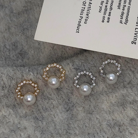 Eleganti Orecchini A Lobo Con Künstliche Perle E Halo Di Zirconi Cerchio Geometrico Perno In Rame Per Donna Stile Vintage Francese