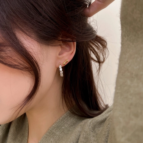 Pendientes De Aro De Aleación Zircon Con Poste De Cobre Estrás Redondo Minimalista Chic Joyas Para Mujeres