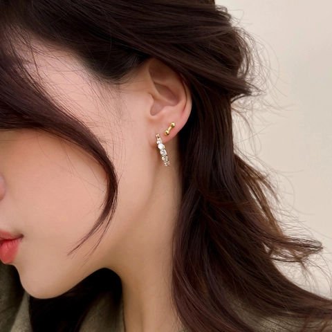Pendientes De Aro De Aleación Zircon Con Poste De Cobre Estrás Redondo Minimalista Chic Joyas Para Mujeres