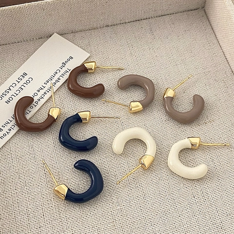 Gold Plated Copper C-Shaped Hoop Earrings Enamel Drip Oil French Retro Minimalist Commuting Jewelry For Women