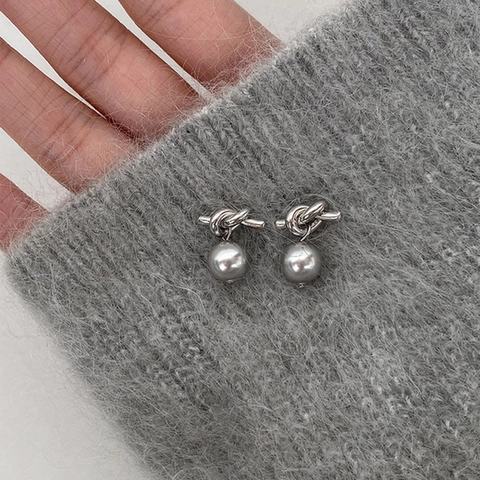 Minimalistische Knot Künstliche Perlen Ohrhänger Legierung Metall Eleganter Schmuck Für Damen Pendler Stil