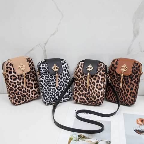 Damen Leopardenmuster PU Leder Handytasche Umhängetasche Mini Vertikale Quadratische Tasche Mit Metallkrone Und Quasten Dekor Kleine Messenger Bag