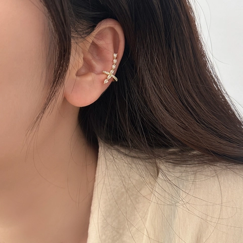 Polsino Per Orecchie A Forma Di Croce In Rame Con Zirconia Cubica Senza Foro Gioielli Di Moda Eleganti Per Donna