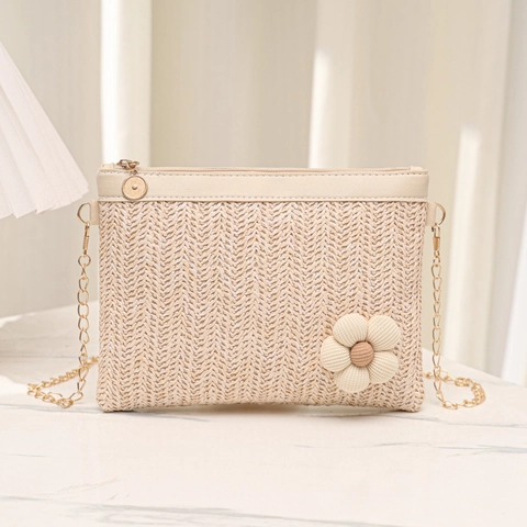 Women Straw Woven Shoulder Bag Flower Decor Metal Chain Crossbody Purse Summer Beach Small Square Bag