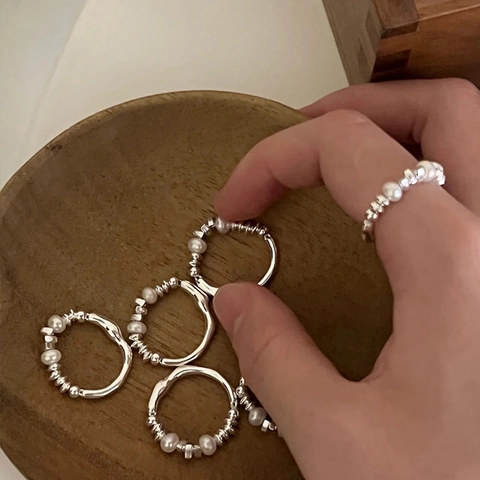Elegante Anello Aperto in Rame con Perla d'Acqua Dolce e Zirconia Placcato Oro Argento Geometrico Fiocco Stella Luna Regolabile