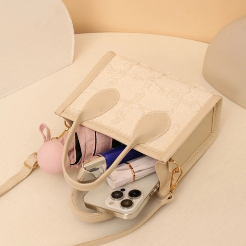 Women Fashion Small Tote Bag PU Leather Shoulder Crossbody Bag With Pleated Ruffles Sequin Checkerboard Straw Style Bag