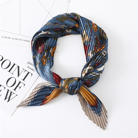 Women Pleated Floral Scarf Polyester Satin Like Accordion Wrinkled Small Square Neck Wrap Retro Accessory Elegant