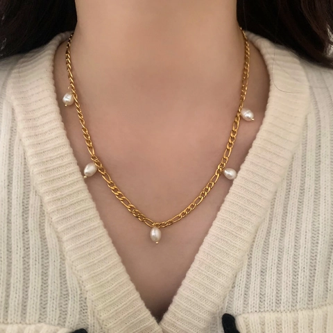 Collier Chaîne Figaro Avec Süßwasserperles De Culture Baroques Acier Titane Plaqué Or Ras Du Cou Vintage Pour Femmes
