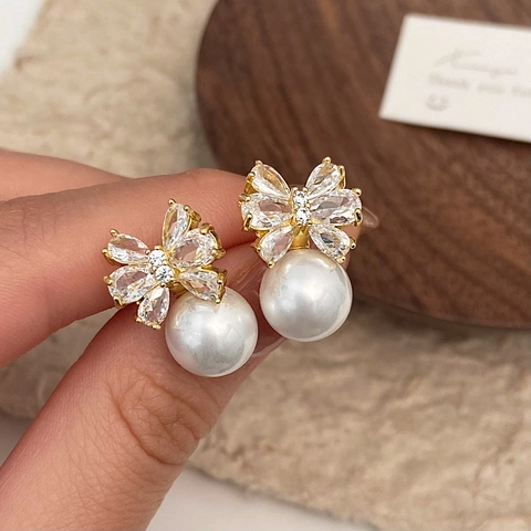 Orecchini Pendenti Con Künstliche Perle E Fiocco Zircone Rame Perla Artificial Di Conchiglia E Perno In Argento 925 Eleganti Da Donna