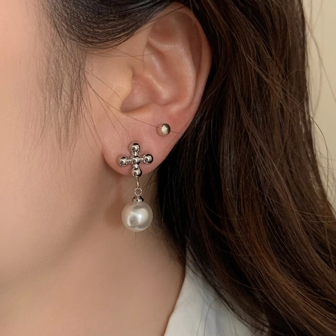 Boucles d'Oreilles Clous Croix en Künstliche Perle de Cuivre Vintage Plaquées Or Argent Zirconium Pendants pour Femmes Bijoux de Mode