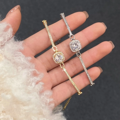 Elegant Cubic Zirconia Bracelet With Square Halo Main Stone Adjustable Chain For Women Luxury Style Hand Jewelry
