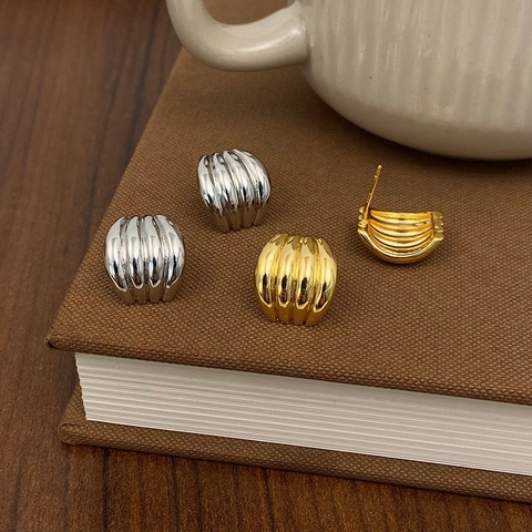 Western Style Copper Earrings For Women With 925 Sterling Silver Earring Post Gold Silver Plated Croissant Heart Rose Flower Stud Hoops Jewelry