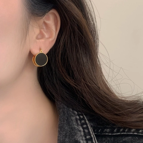 Französische Retro Runde Ohrringe Gold Vergoldet Kupfer Schwarz Emaille Perlenrand Minimalismus Elegant Damen