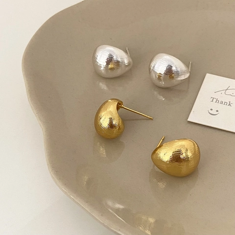Orecchini A Lobo Goccia D'acqua Minimalisti Rame Spazzolato Metallo Texturizzato Gioielli Eleganti Per Donna