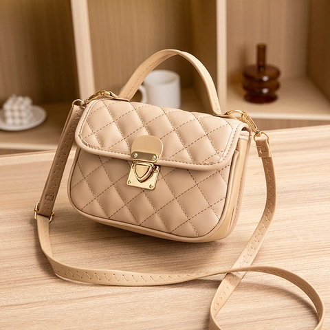 Sac À Main Matelassé Pour Femme En Cuir PU Sac À Bandoulière Avec Fermoir Métallique Et Poignée Supérieure Élégant