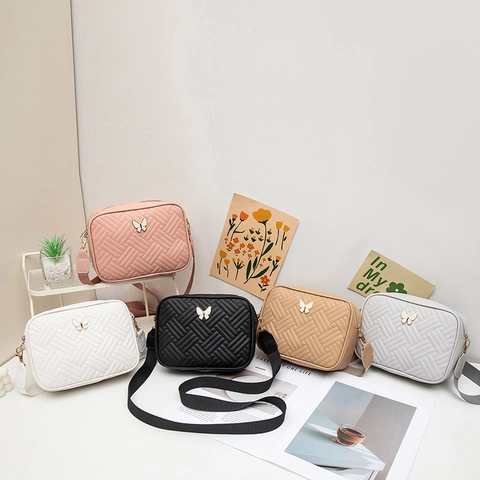 Women Fashion Camera Bag Quilted PU Leather Butterfly Decor Wide Strap Crossbody Shoulder Bag Casual Daily Small Purse