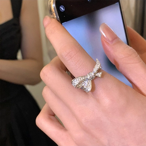 Schleife Ring Für Damen Eleganter Kupfer Mikro-Zirkonia Verstellbares Offenes Design Minimalistisches Luxus Modeaccessoire