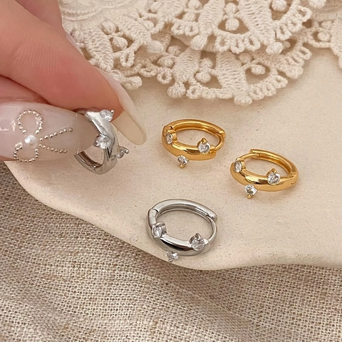 Glänzende Zirkonia Creolen Mit 925 Sterling Silber Ohrstecker Minimalistischer Kleiner Exquisiter Schmuck Für Damen
