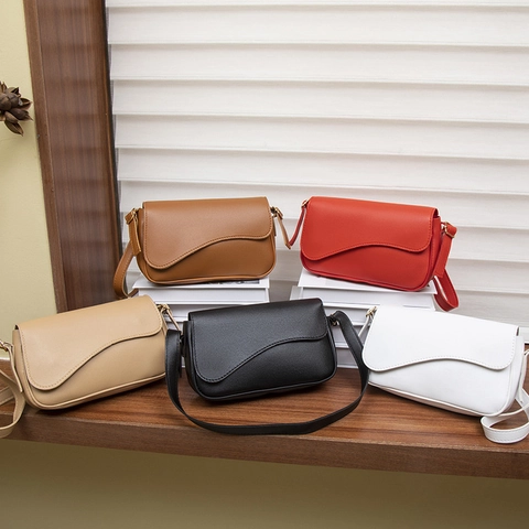 Bolso Baguette Minimalista De Cuero PU Retro Con Solapa De Onda Asimétrica Bolso De Hombro Y Axila Versátil Mujer