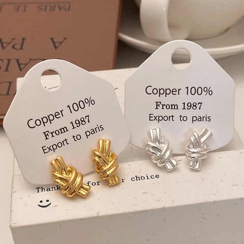 Geknoopte Oorknopjes Koperen Materiaal Met 18K Verguld Minimalistisch Gedraaid Geometrisch Ontwerp Elegante Sieraden
