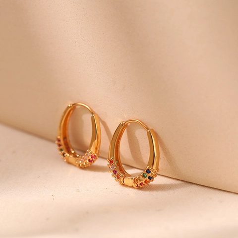 Orecchini A Cerchio Ovali Ottone Placcato Oro 18K Arcobaleno Zirconia Colorata Micro Pave Retro Lusso Per Donne
