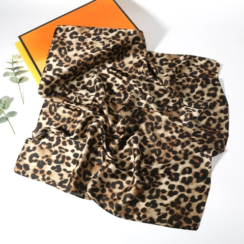Leopard Print Quadratisch Seidig Satin Kopftuch Mode Tiermuster Halstuch Für Damen Haar Accessoire