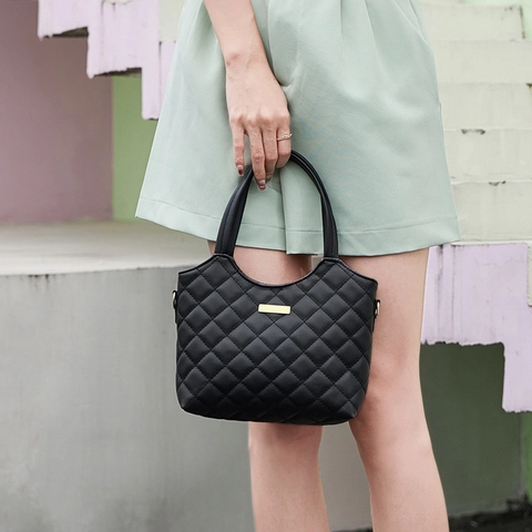 Damen Elegant Rautensteppung Beuteltasche PU Leder Handtasche Mit Goldener Hardware Verstellbarem Abnehmbarem Schultergurt