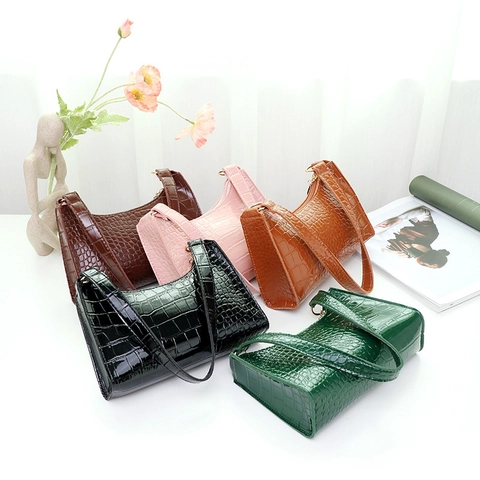 Women's Crocodile Pattern Underarm Bag Glossy PU Leather Baguette Shoulder Bag Vintage Solid Color Small Hobo Handbag