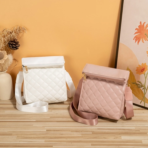 Quilted Diamond Lattice Crossbody Bag For Women PU Leather Small Square Shoulder Bag With Adjustable Wide Strap