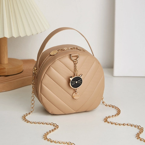 Round Crossbody Bag PU Leather Quilted Chevron Pattern Cat Pendant Gold Chain Strap Handbag For Women Daily Casual Sweet