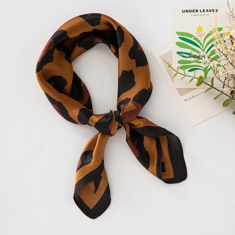Sciarpa Quadrata Stampa Leopardata Raso Artificiale Raso Collo Testa Fascia Capelli Accessorio Chic Motivo Animale Donna