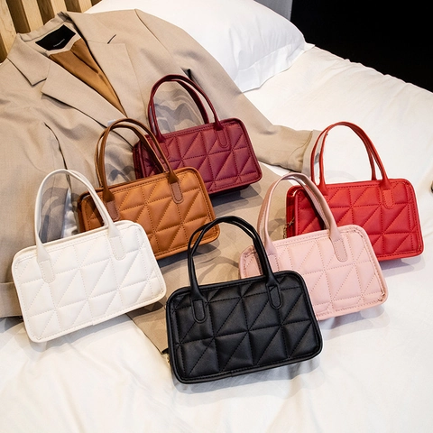 Women's PU Leather Quilted Diamond Pattern Handbag Small Pillow Bag With Gold Chain Strap And Double Handles Fashion Crossbody Bag