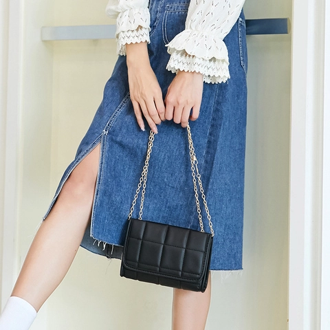 Quilted Crossbody Bag For Women PU Leather Gold Chain Small Square Shoulder Flap Handbag Elegant Minimalist