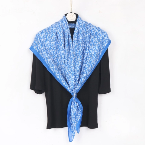 Women Floral Print Cotton Linen Square Scarf Elegant Large Shawl Scarf For Fall Winter Warm Decorative Scarf