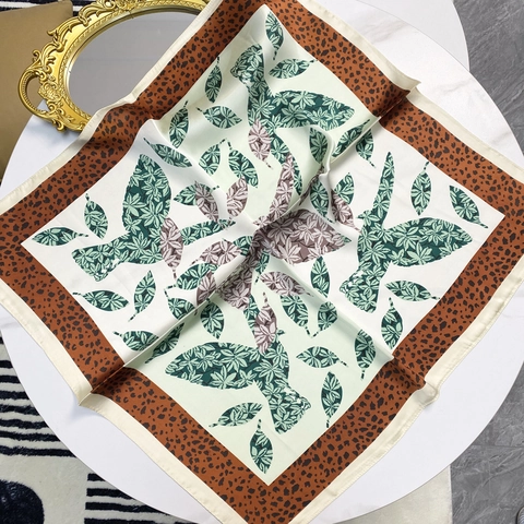 Elegante Foulard Quadrato In Satin Stampa Floreale Uccello Bordo Leopardato Vintage Bandana Capelli Per Donna