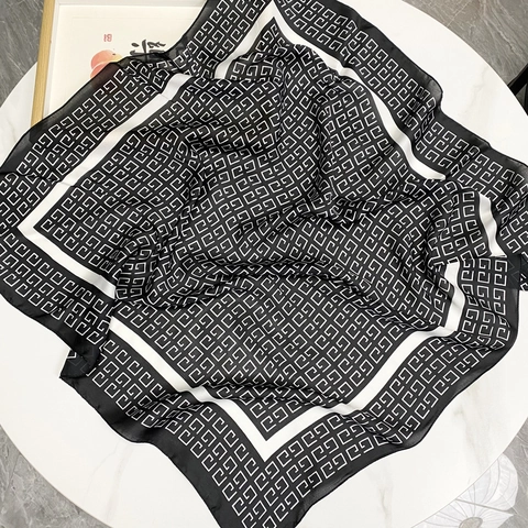 Sciarpa Quadrata In Satin Donna Elegante Stampa Geometrica Simil Raso Piccolo Foulard Fascia Accessorio Moda