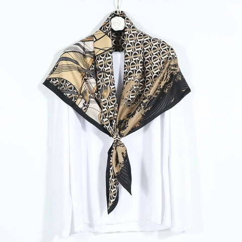 Square Scarf Large Twill Satin Satin Smooth Letter Print Chain Pattern Elegant Fashion Headwrap For Women