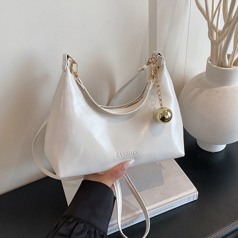 French Vintage Patent Leather Underarm Bag For Women Niche Design Hobo Shoulder Bag With Metal Ball Decoration Fashion Purse