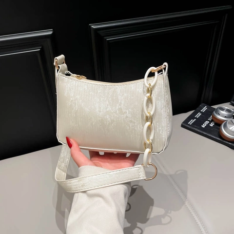 Vintage PU Leather Vertical Stripe Shoulder Bag Women Metallic Luster Square Crossbody Bag With Decorative Resin Chain