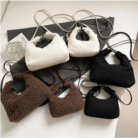 Bolso Hobo de Media Luna de Lana de Cordero Sintética para Mujer Peluche Suave Color Sólido Bolso de Hombro con Correa de PU