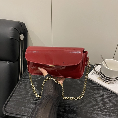 Bolso De Hombro Para Mujer Cuir Verni PU Correa De Cadena Dorada Con Solapa Minimalista Casual Moda Diaria