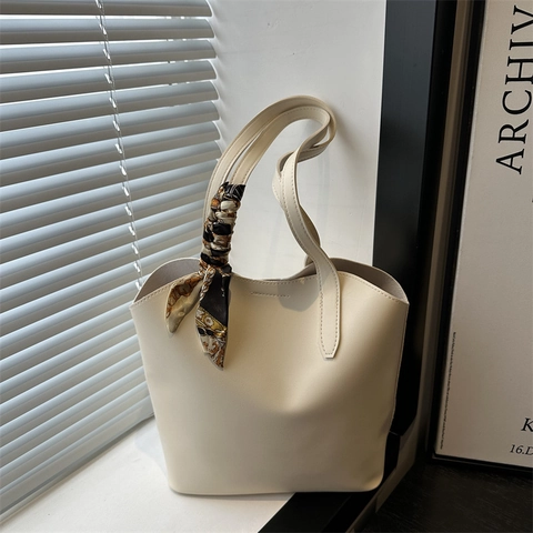 Women Large Capacity PU Leather Tote Bag Minimalist Solid Color Commuter Shoulder Bag With Decorative Silk Scarf Handbag