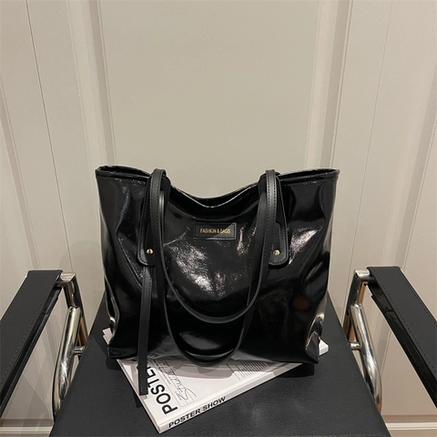 Moda Mujer Brillante PU Cuero Bolso Tote Minimalista Gran Capacidad Bolso de Hombro Color Sólido Casual Diario Conmutar Bolso